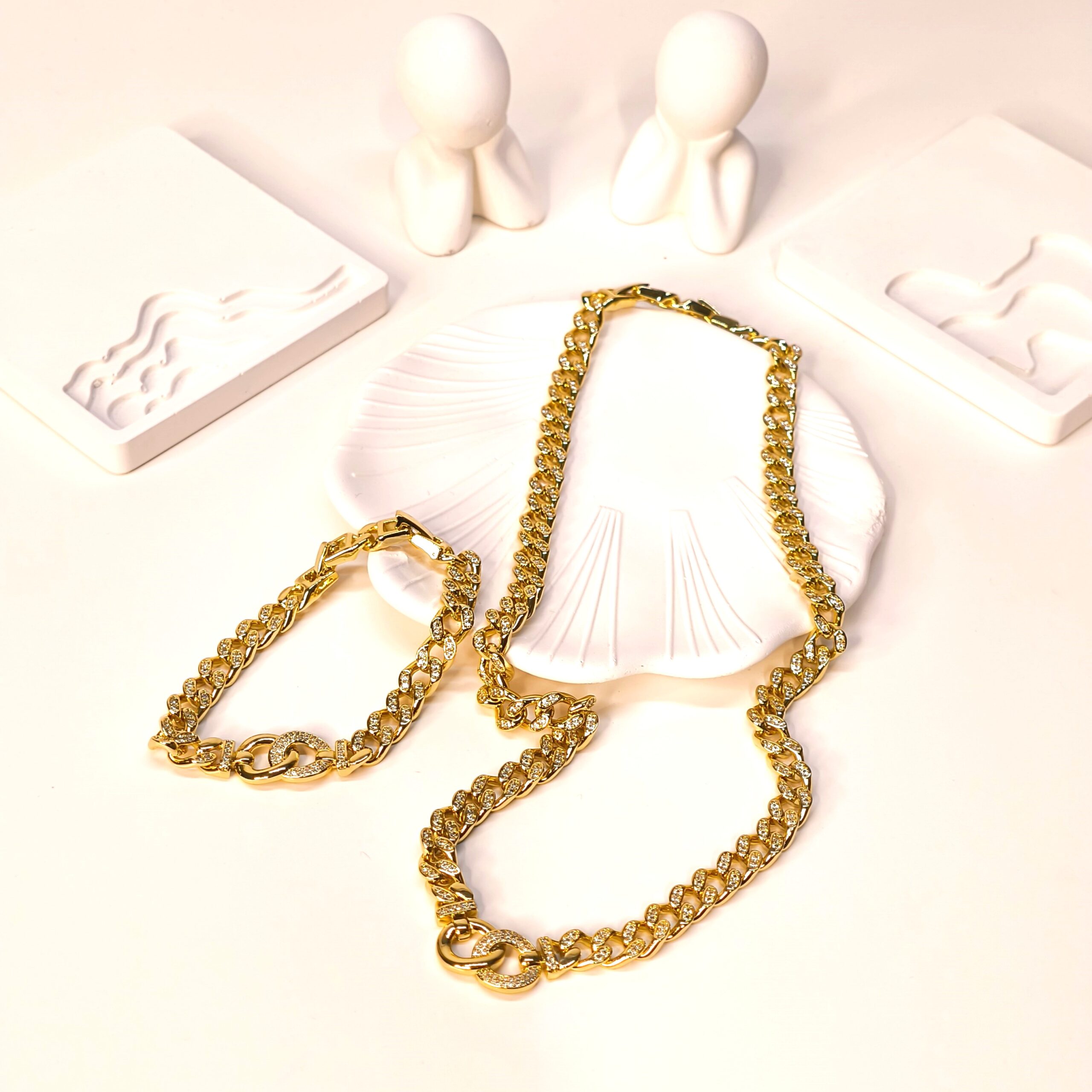 Taşlı Gold Zincir Kolye & Bileklik Seti